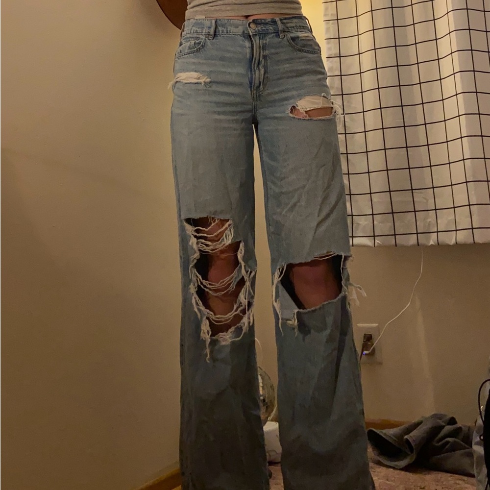 Distressed Light Blue Women's Jeans